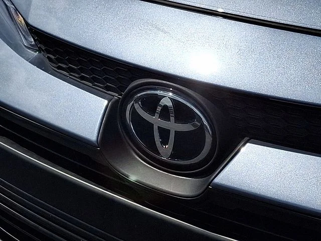 Certified Used 2025 Gray Toyota LE image 31