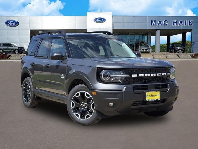 New 2026 Carbonized Gray Metallic Ford Outer Banks® image 21
