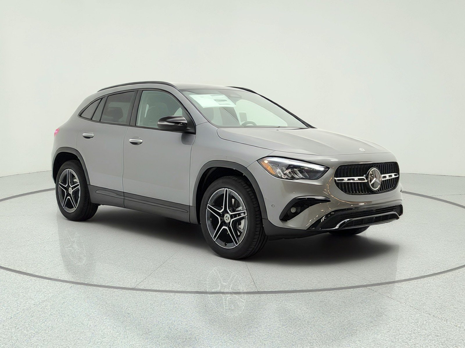 New 2026 Mountain Grey Metallic Mercedes-Benz GLA 250 SUV image 3