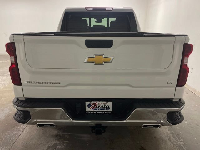 Used 2026 Summit White Chevrolet LT image 8