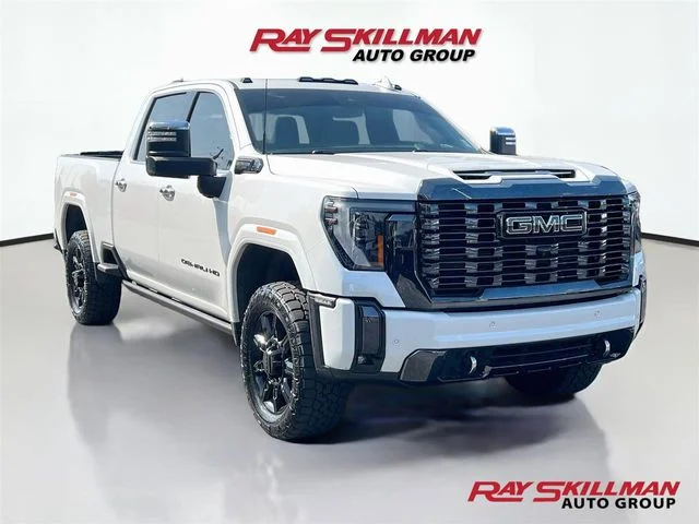 Used 2024 White GMC Denali Ultimate image 1