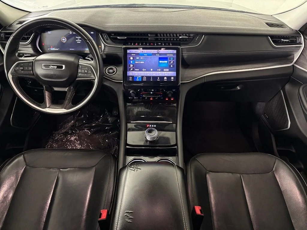 Used 2022 Gray Jeep Limited image 35