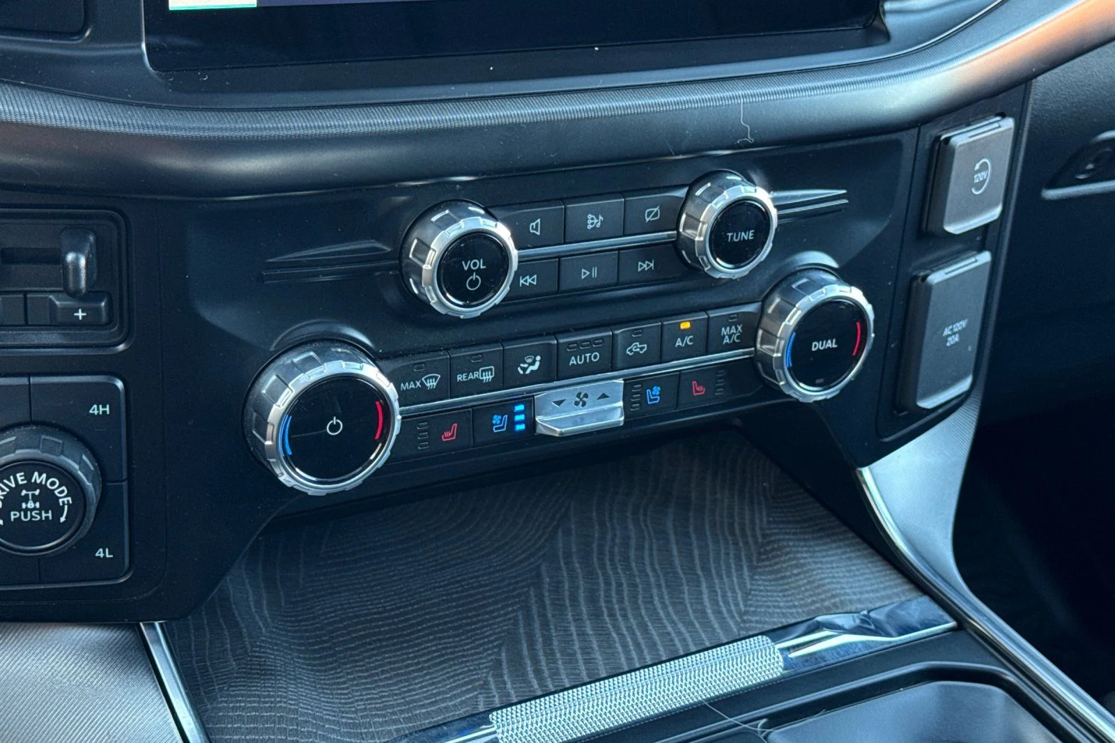 Photo 22