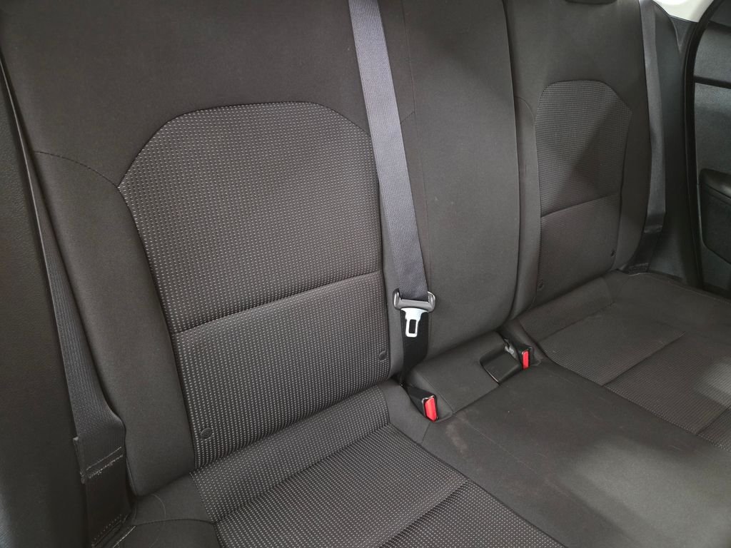 Used 2020 Silver Kia LXS image 20
