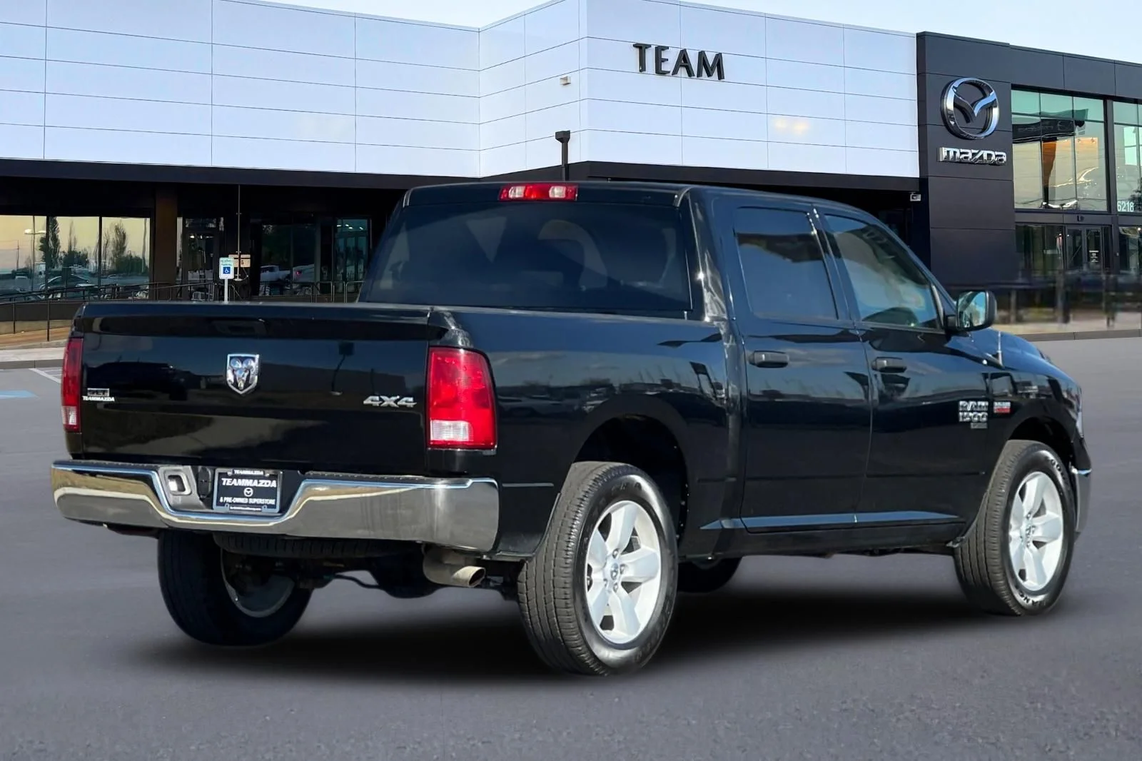 Used 2022 Black Ram SLT image 4