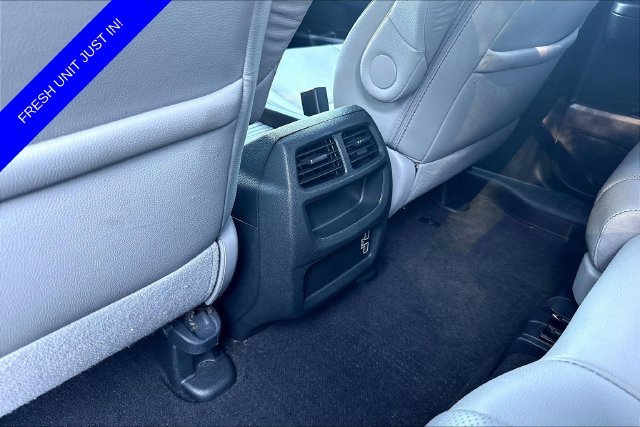 Used 2023 Gray Honda EX-L image 12