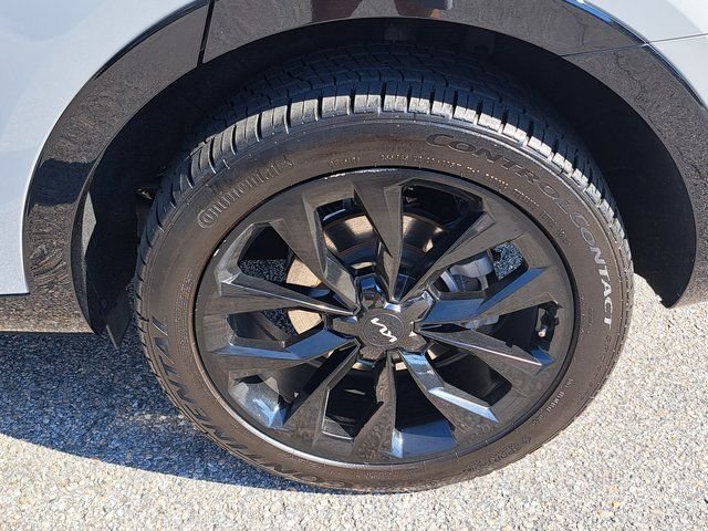 Used 2022 Gray Kia SX image 38