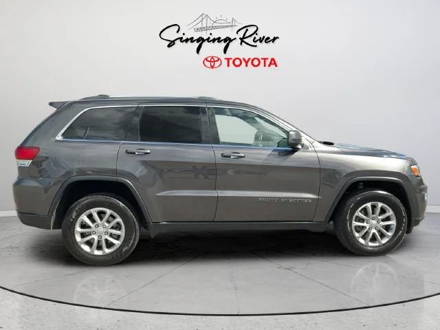 Used 2021 Gray Jeep Laredo E image 8