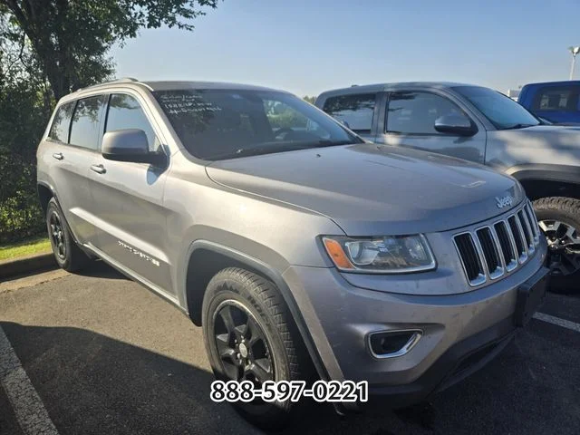 Used 2014 Silver Jeep Laredo image 2