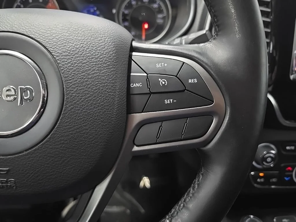 Used 2020 White Jeep Limited image 20