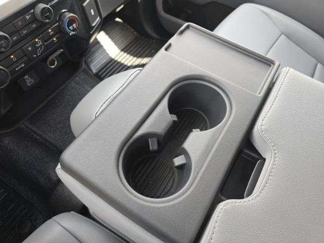 2025 Ford F-350 Super Duty Chassis Cab XL - Photo 40