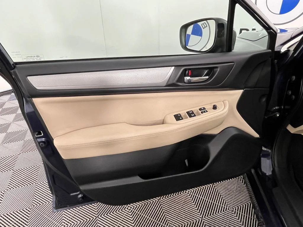 Used 2018 Dark Blue Pearl Subaru 2.5i image 20