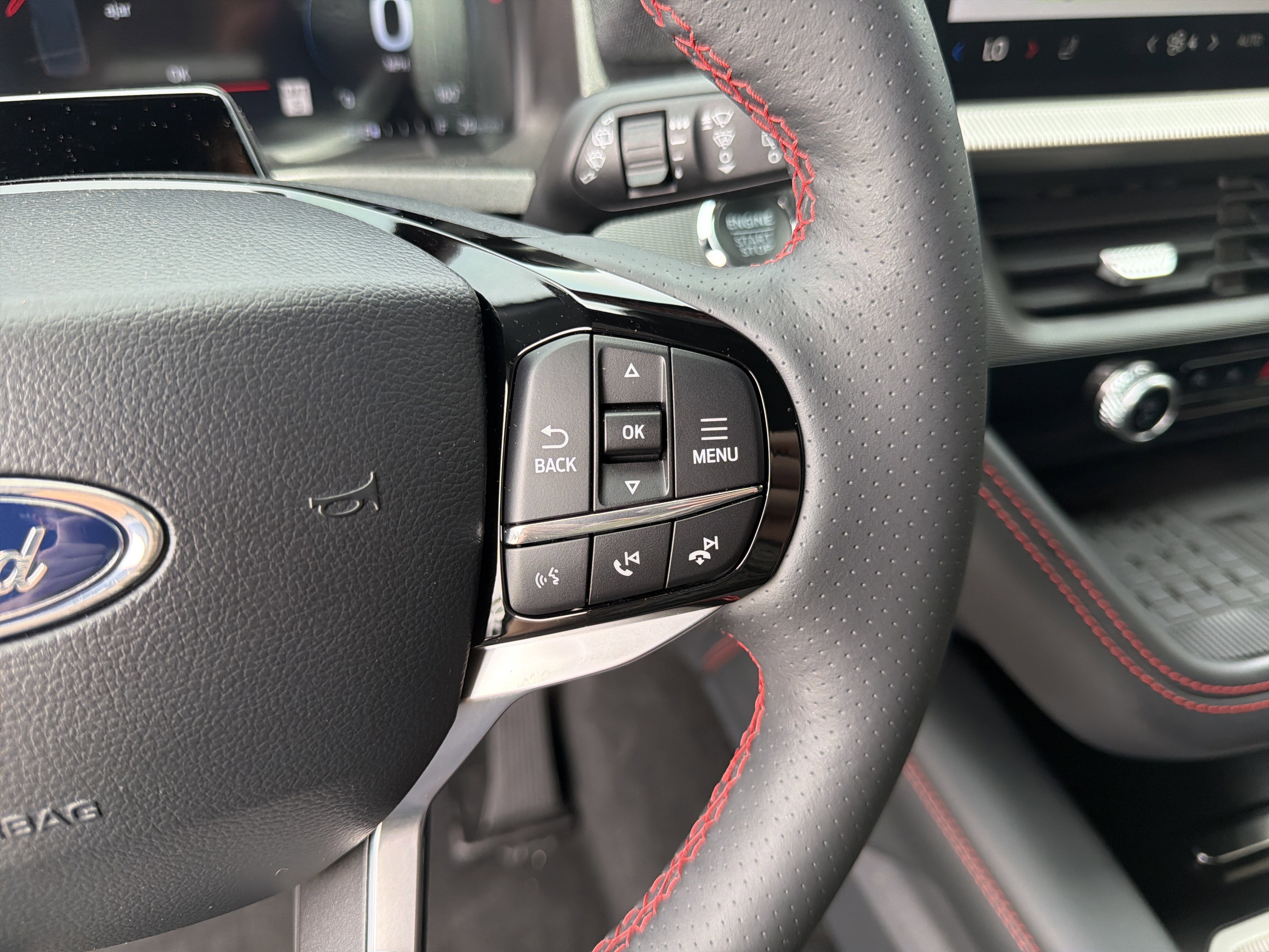 Used 2025 Gray Metallic Ford ST-Line image 31