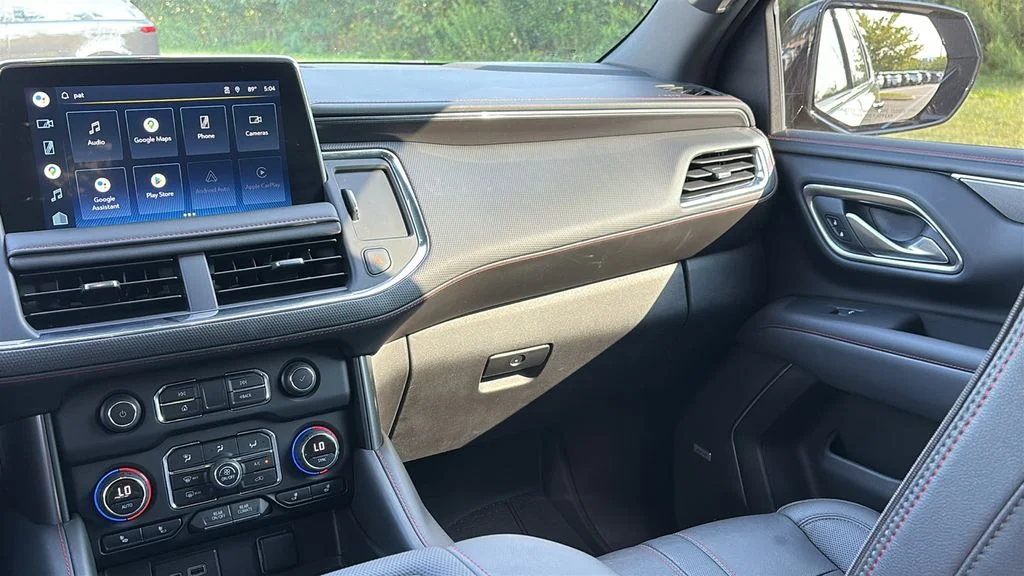 Used 2022  Chevrolet RST image 25