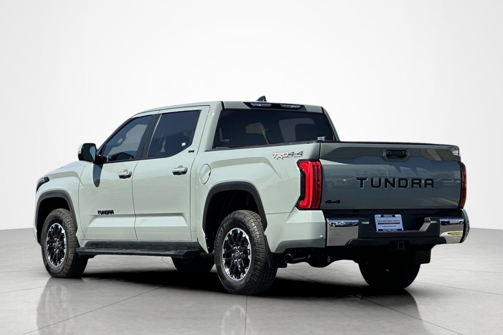 Certified Used 2025 Lunar Rock Toyota SR5 image 4