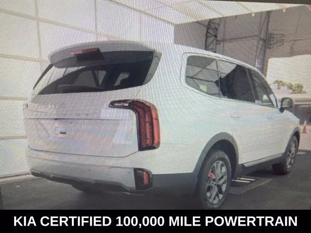 Used 2024 White Kia LX image 1