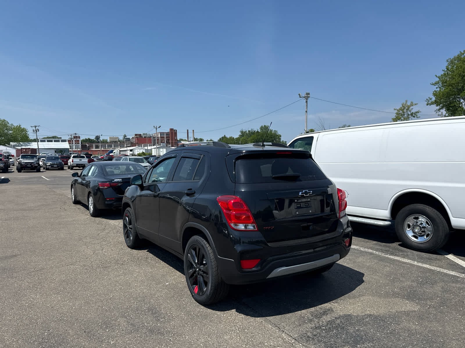 Used 2020 MOSAIC BLACK METALLIC Chevrolet LT image 2