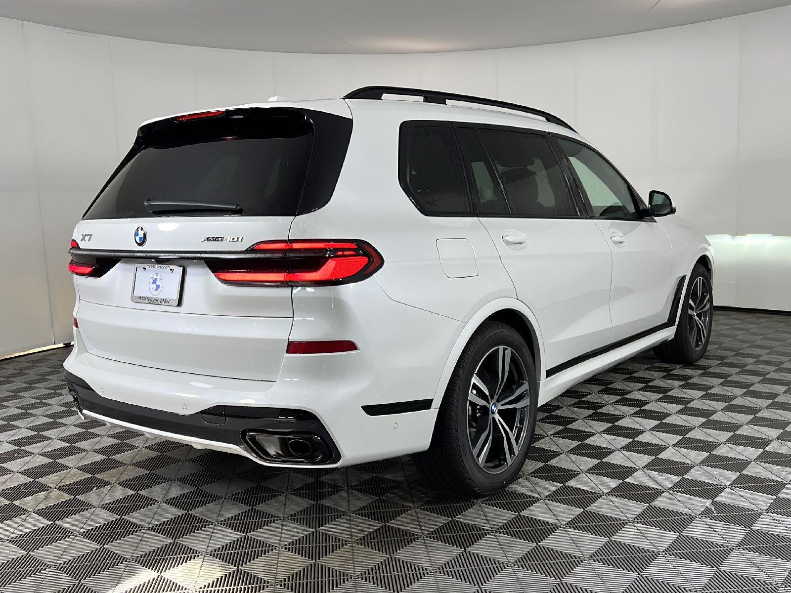 New 2027 Mineral White Metallic BMW xDrive40i image 15