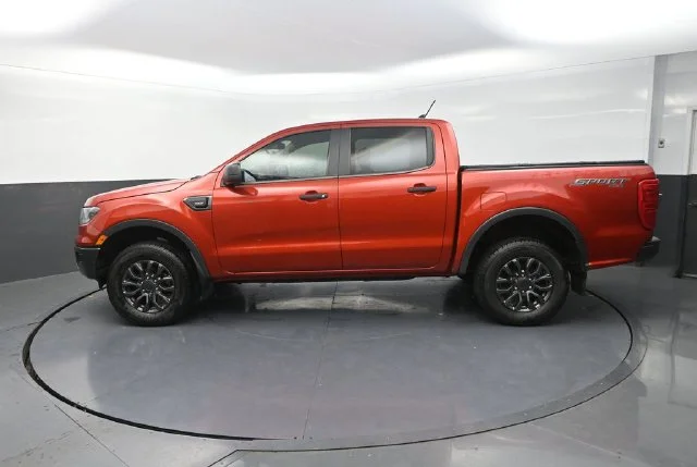 Used 2019 Red Ford XLT image 4