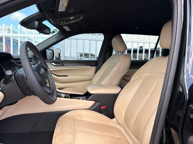 Used 2023 Black Jeep Limited image 11