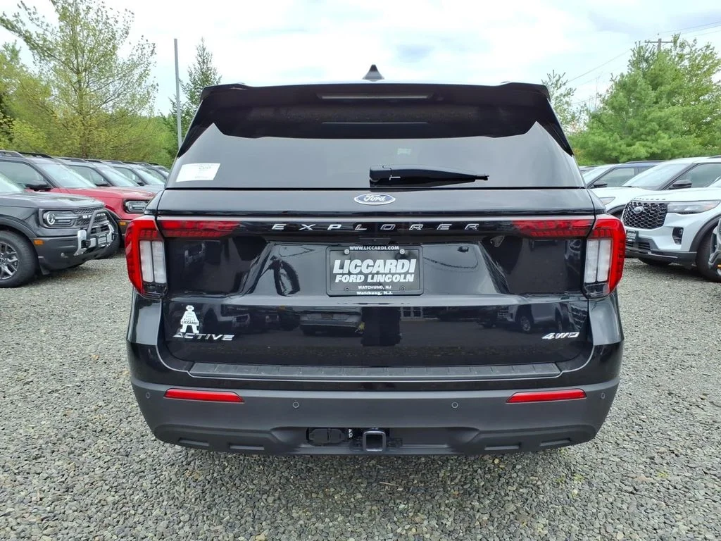 New 2026 Agate Black Metallic Ford Active image 5