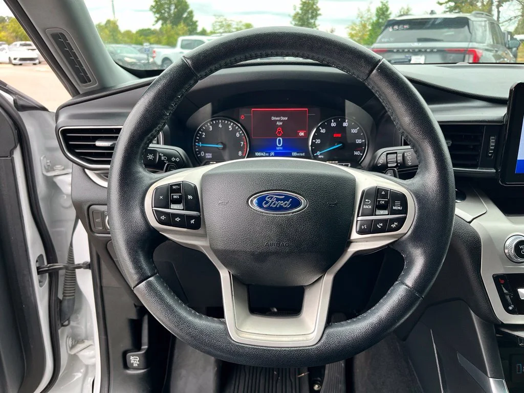 Used 2021 White Ford XLT image 22