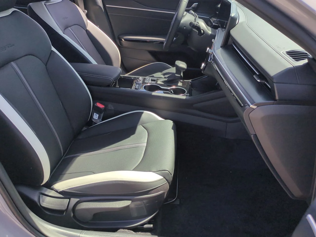 2026 Kia K5 GT-Line - Photo 27