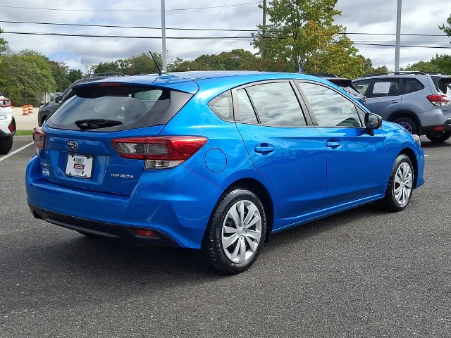 Used 2023 Blue Subaru Base image 7