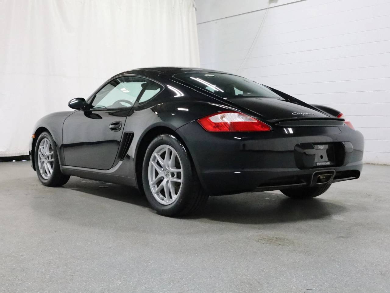 Used 2007 Black Porsche Cayman image 3
