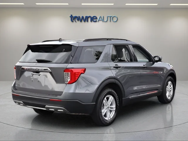 Certified Used 2023 Gray Ford XLT image 7