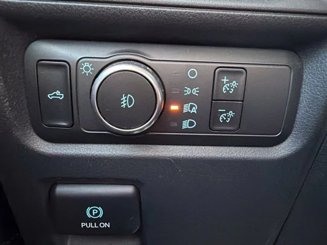 Used 2021 Black Ford XLT image 35