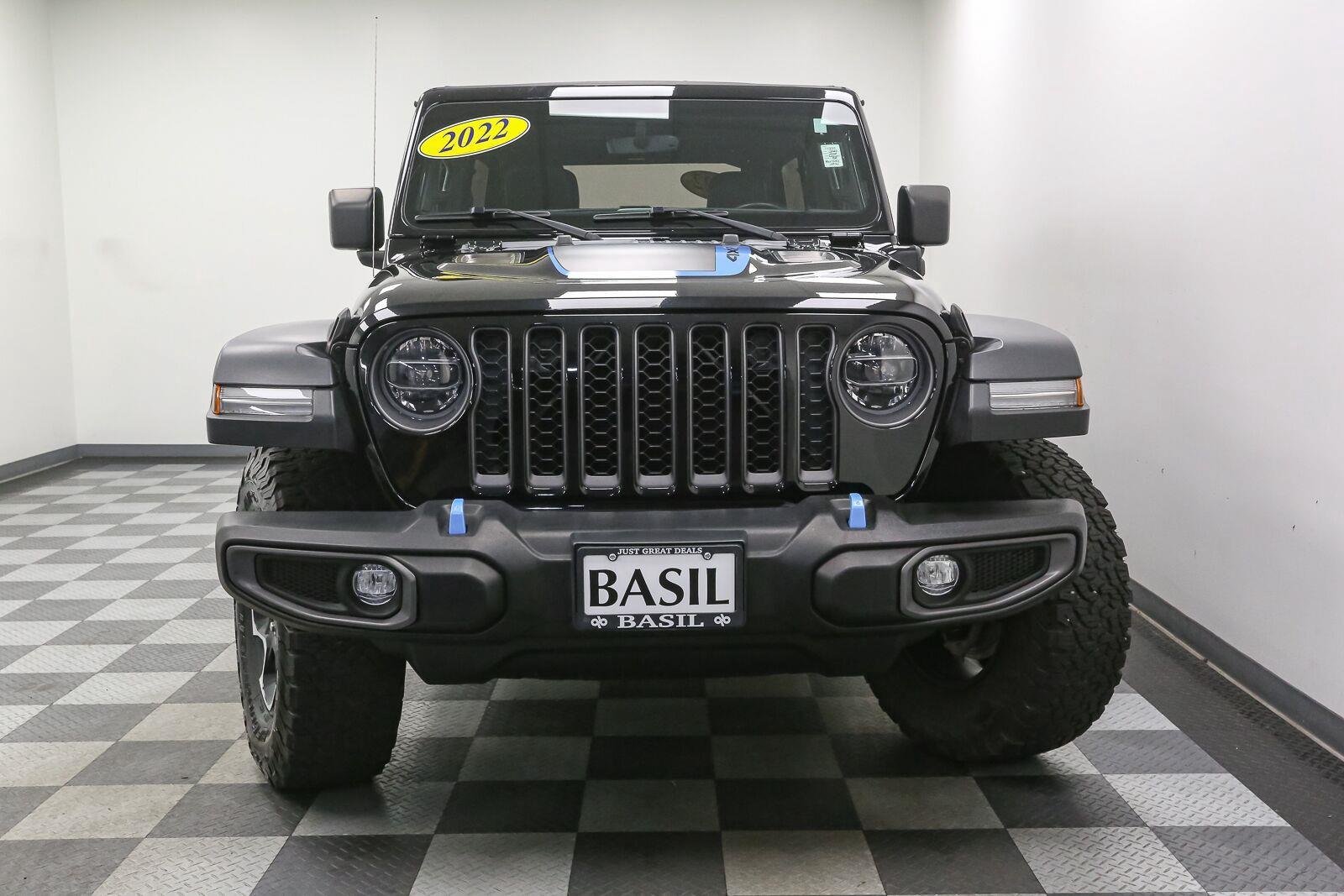 Used 2022 Black Clearcoat Jeep Unlimited Rubicon image 3