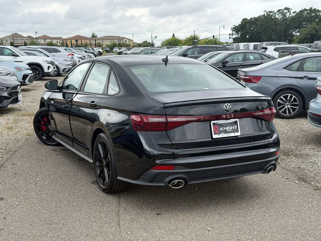 New 2026  Volkswagen 2.0T Autobahn image 9