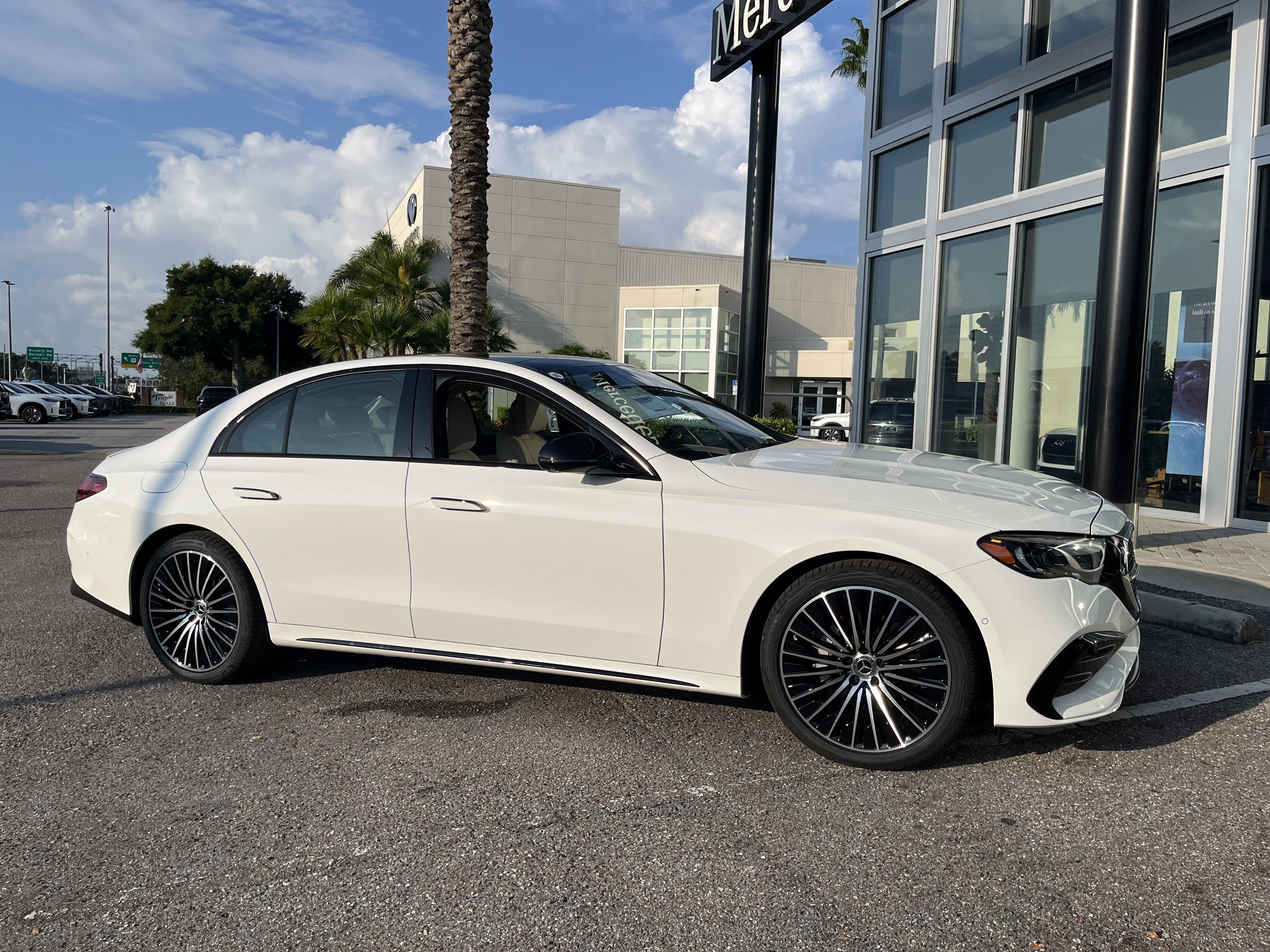 New 2027 Polar White Mercedes-Benz E 350 image 8
