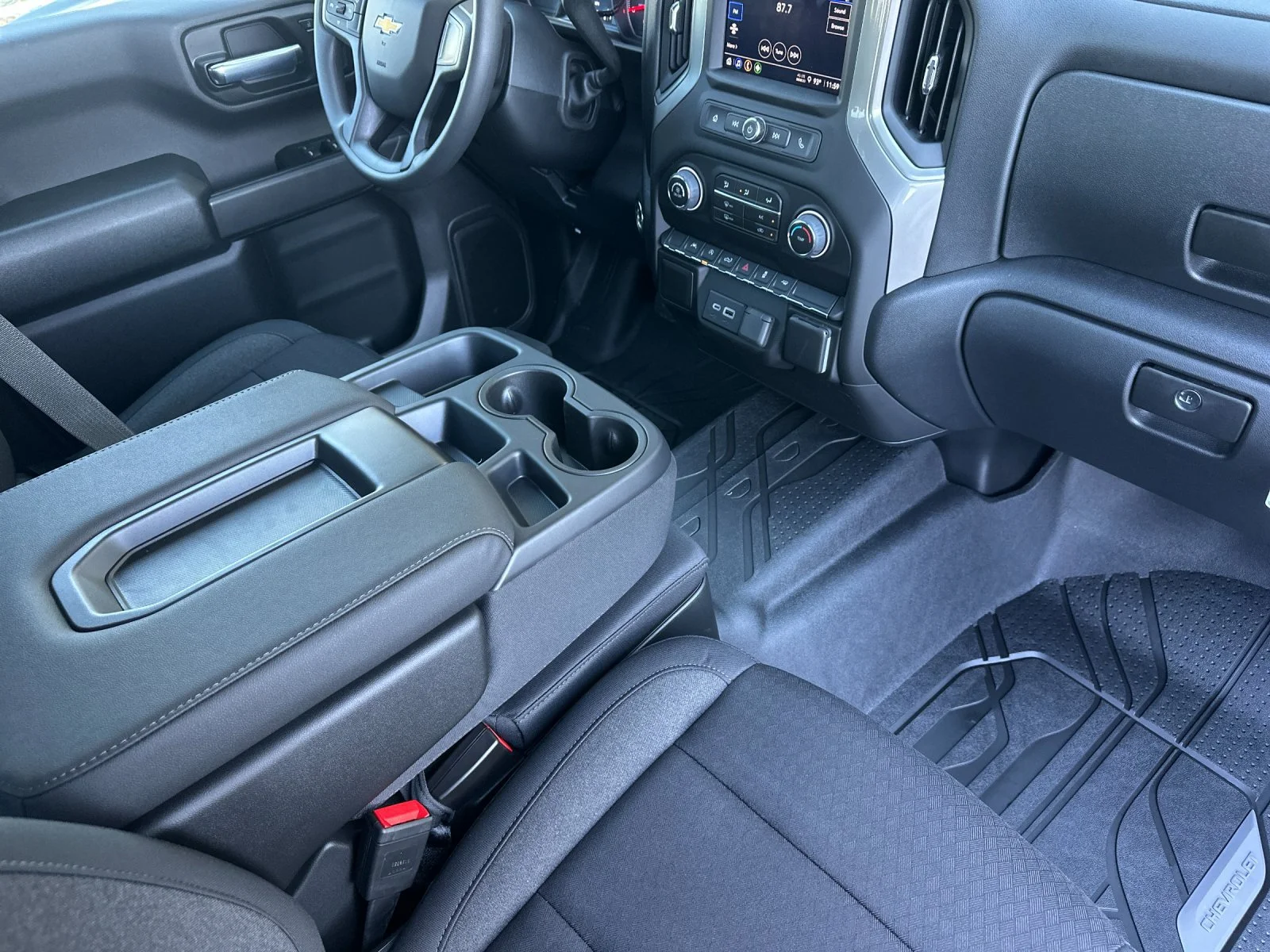 2026 Chevrolet Silverado 1500 Custom - Photo 15