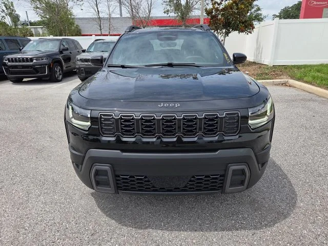 New 2026 Diamond Black Crystal Pearl-Coat Exterior Paint Jeep Limited image 19