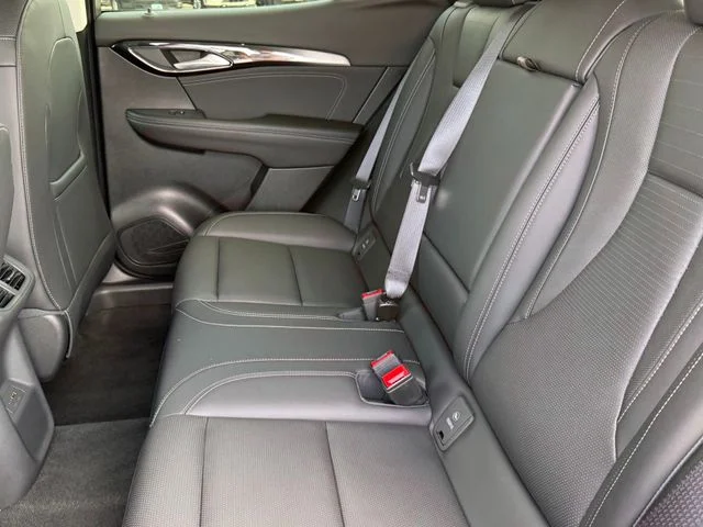 Used 2025 Red Buick Preferred image 24