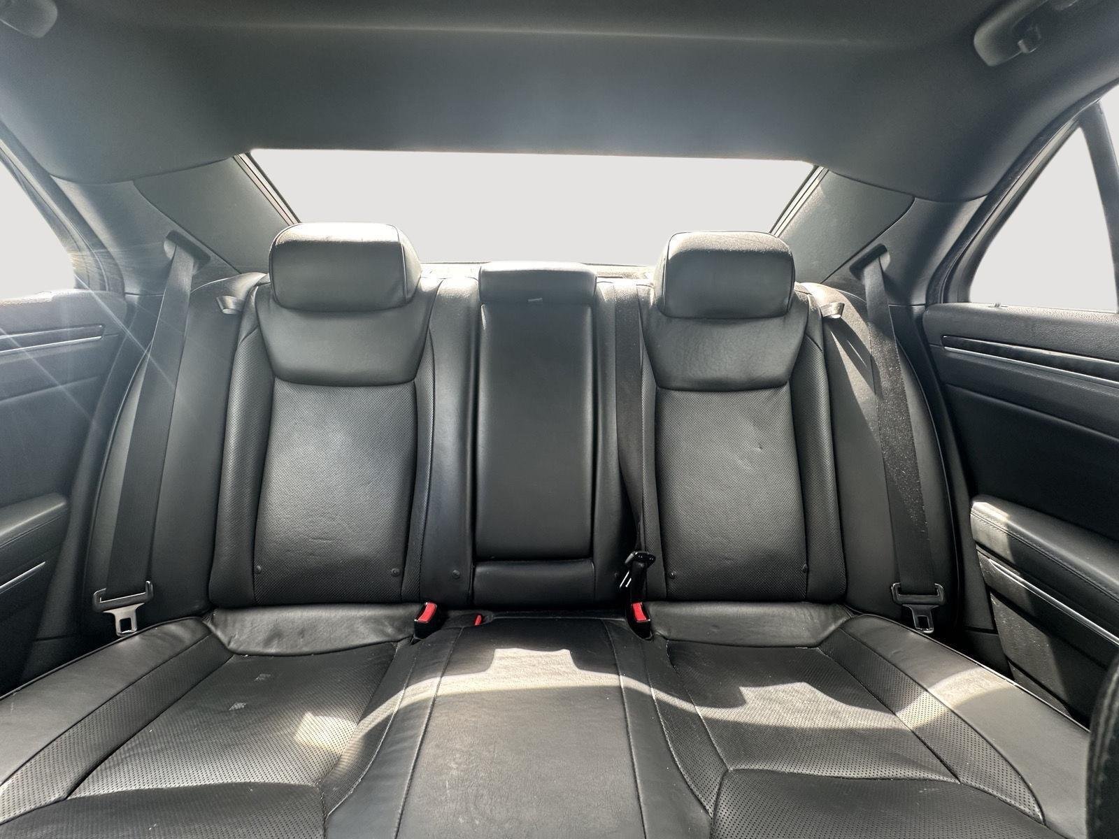 Used 2012 Tungsten Metallic Chrysler Limited image 13