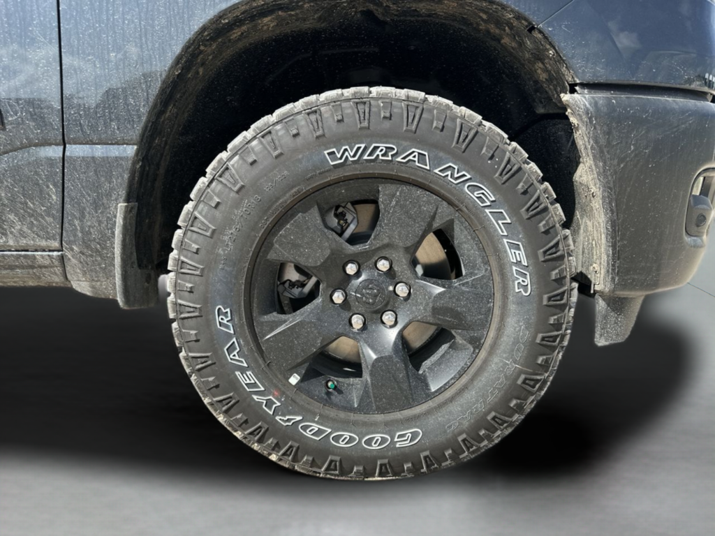 New 2026 Forged Blue Metallic Exterior Paint RAM Warlock image 39