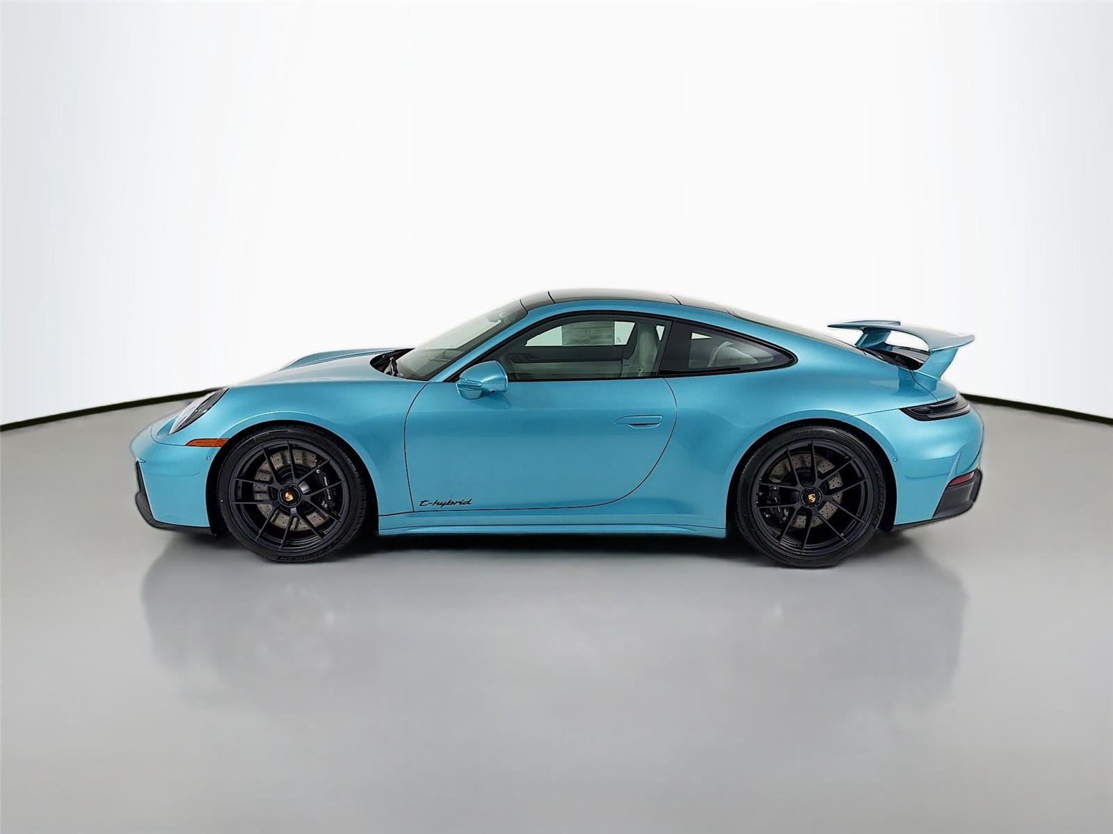 Used 2026 Paint to Sample Porsche Carrera 4 GTS image 2