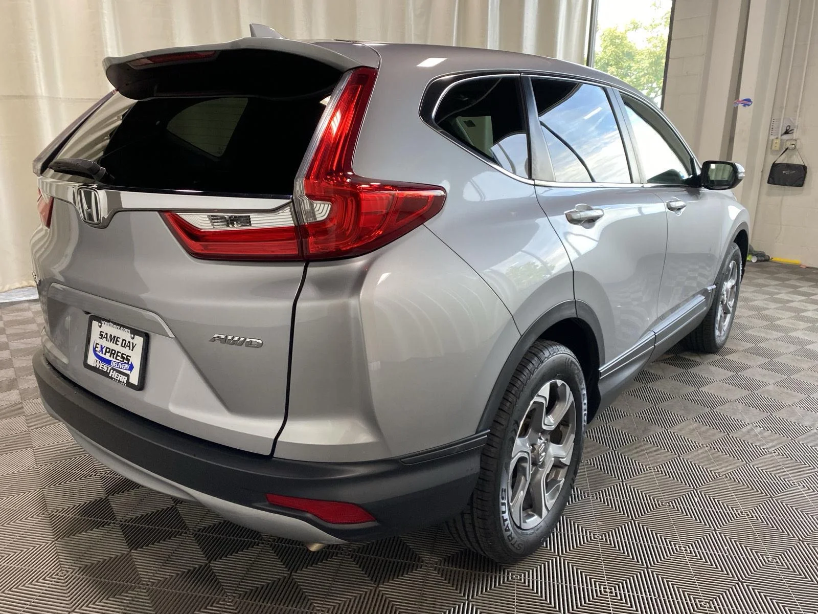 Used 2019 Lunar Silver Metallic Honda EX-L image 7