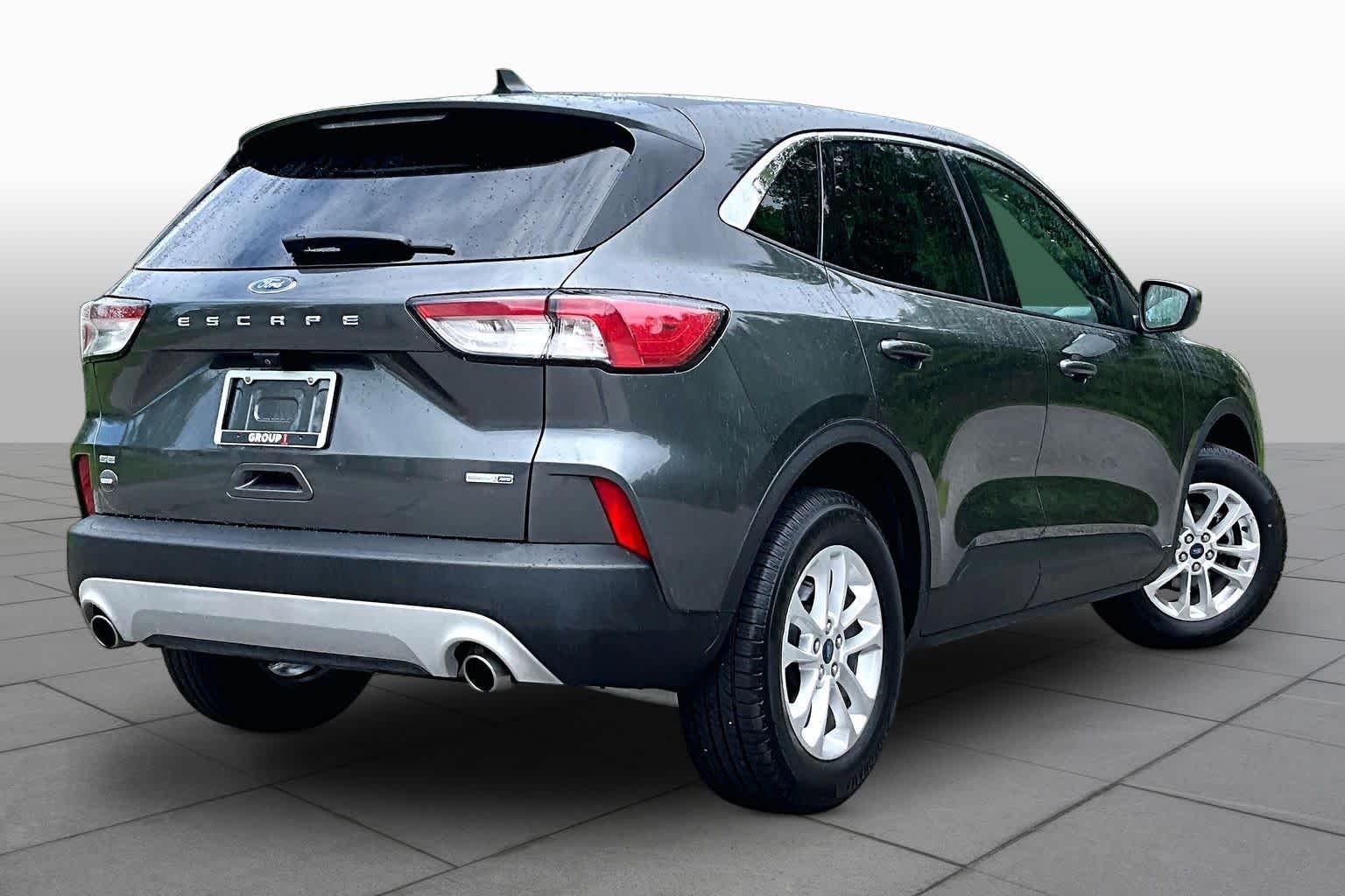 Used 2020 Magnetic Ford SE image 13