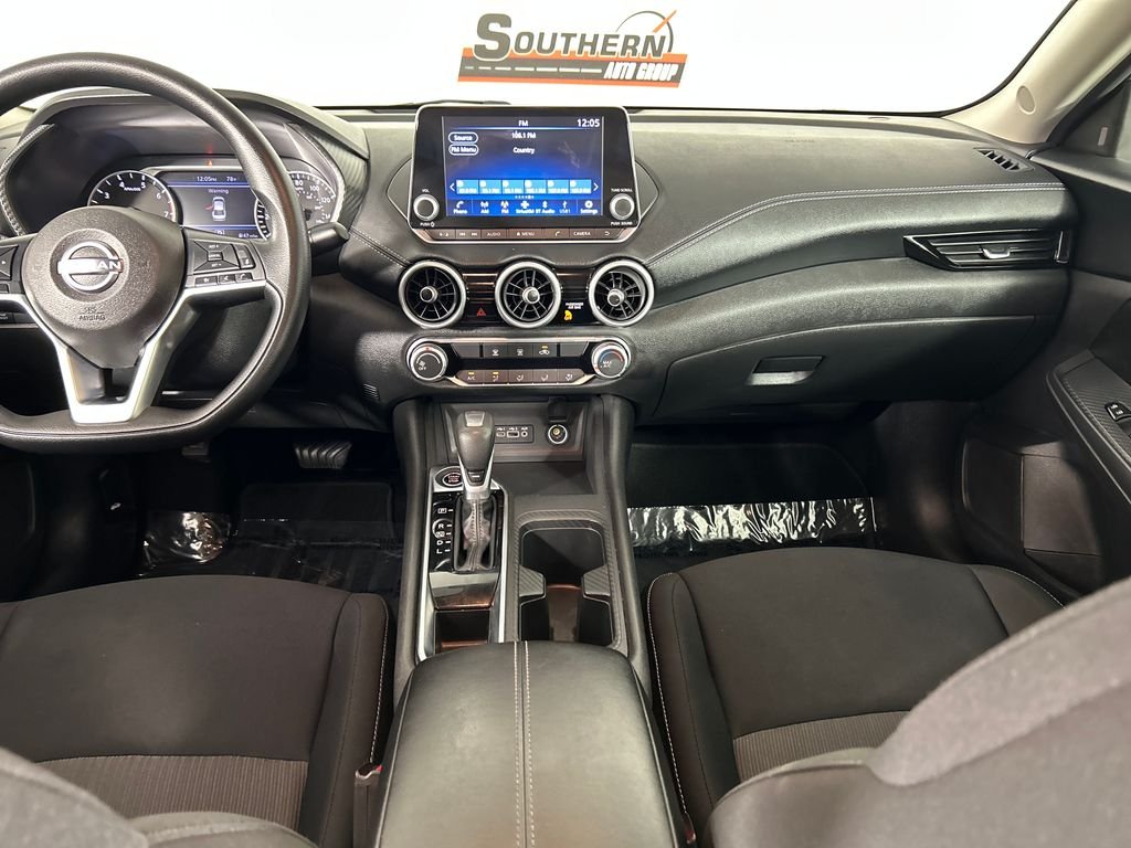 Used 2024 Gray Nissan SV image 18