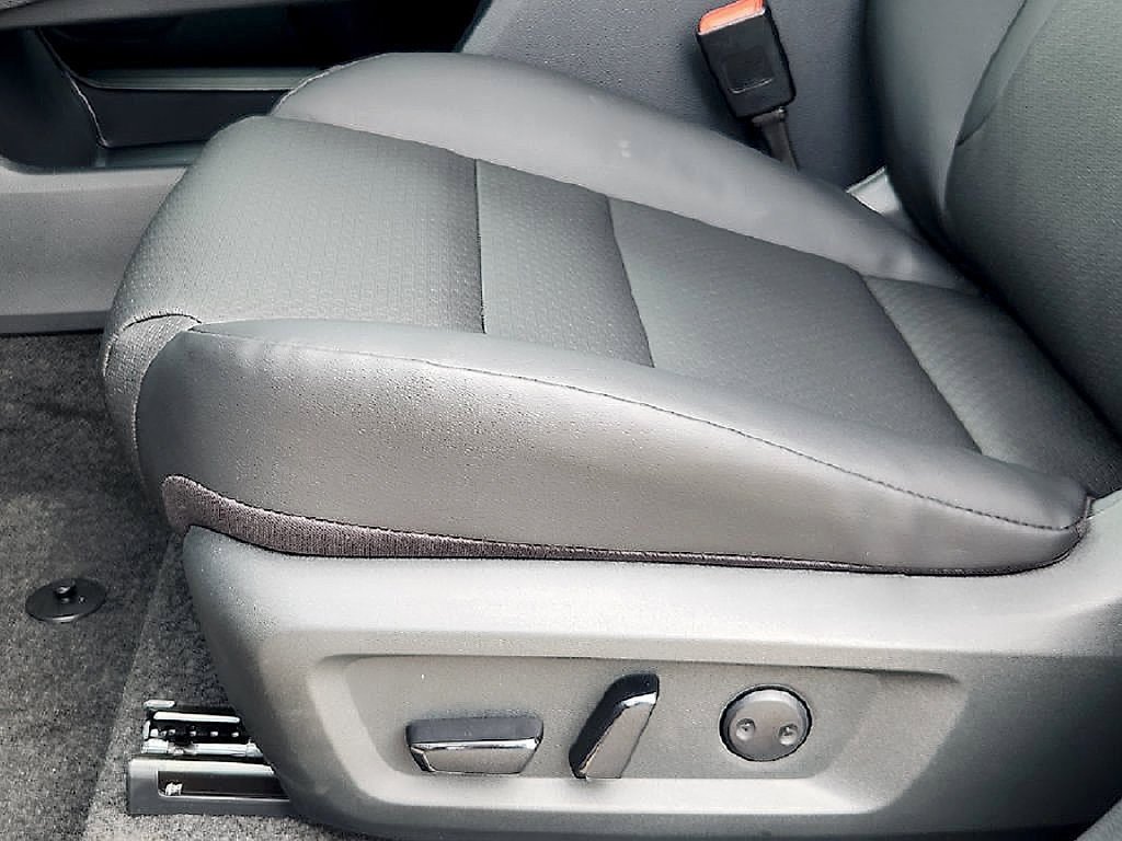 New 2026 Gray Nissan Dark Armor image 27