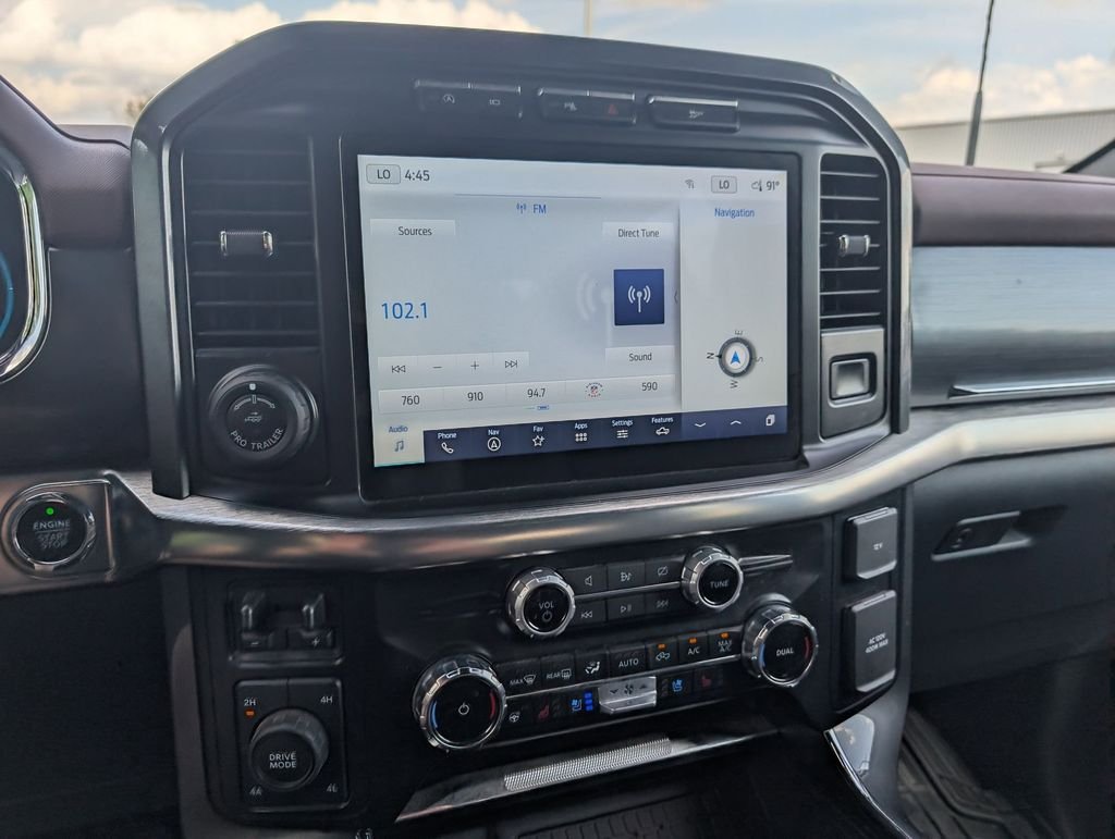 Used 2023 White Ford Lariat image 14