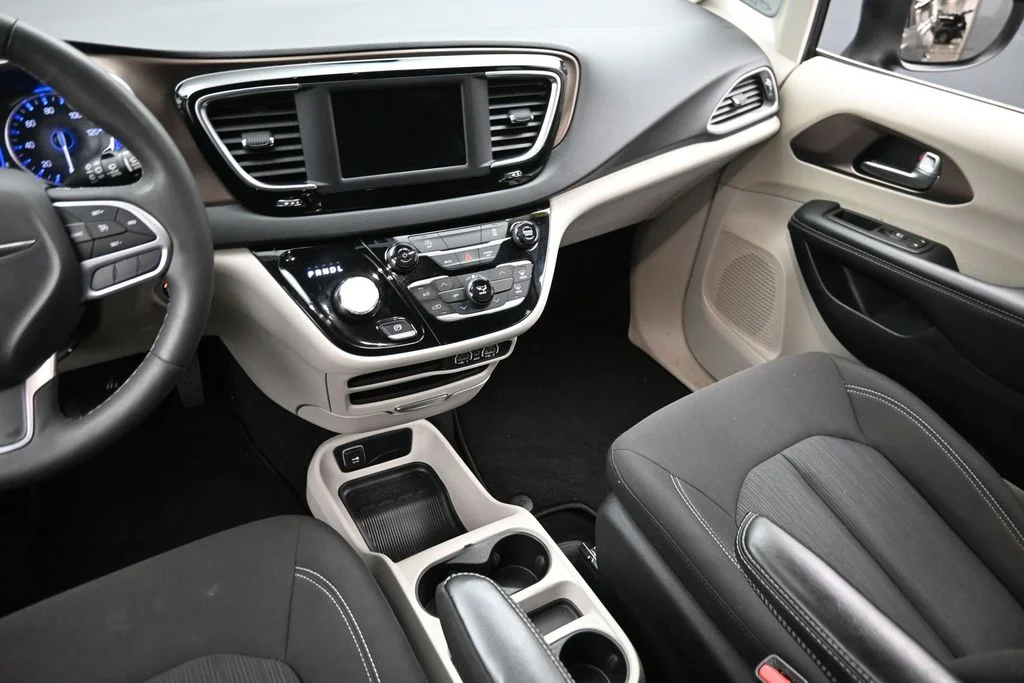Used 2023 Gray Chrysler LX image 16
