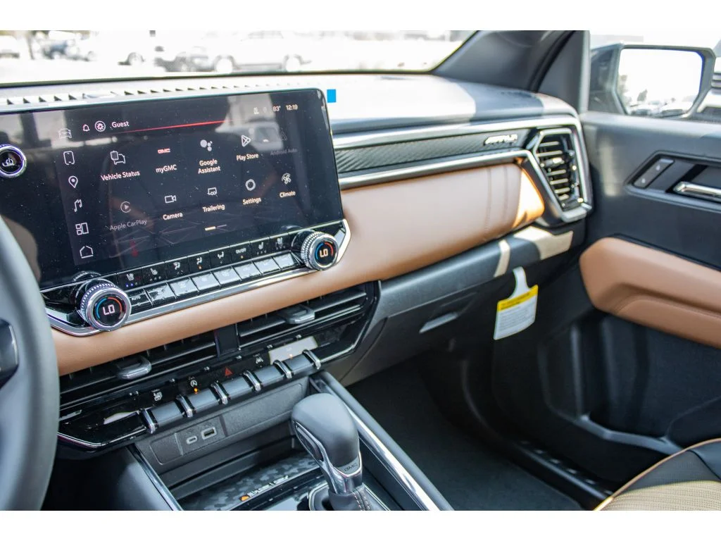 2026 GMC Canyon AT4 - Photo 42