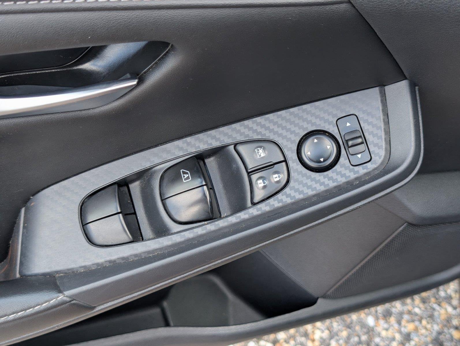 Used 2025 Super Black Nissan SV image 20