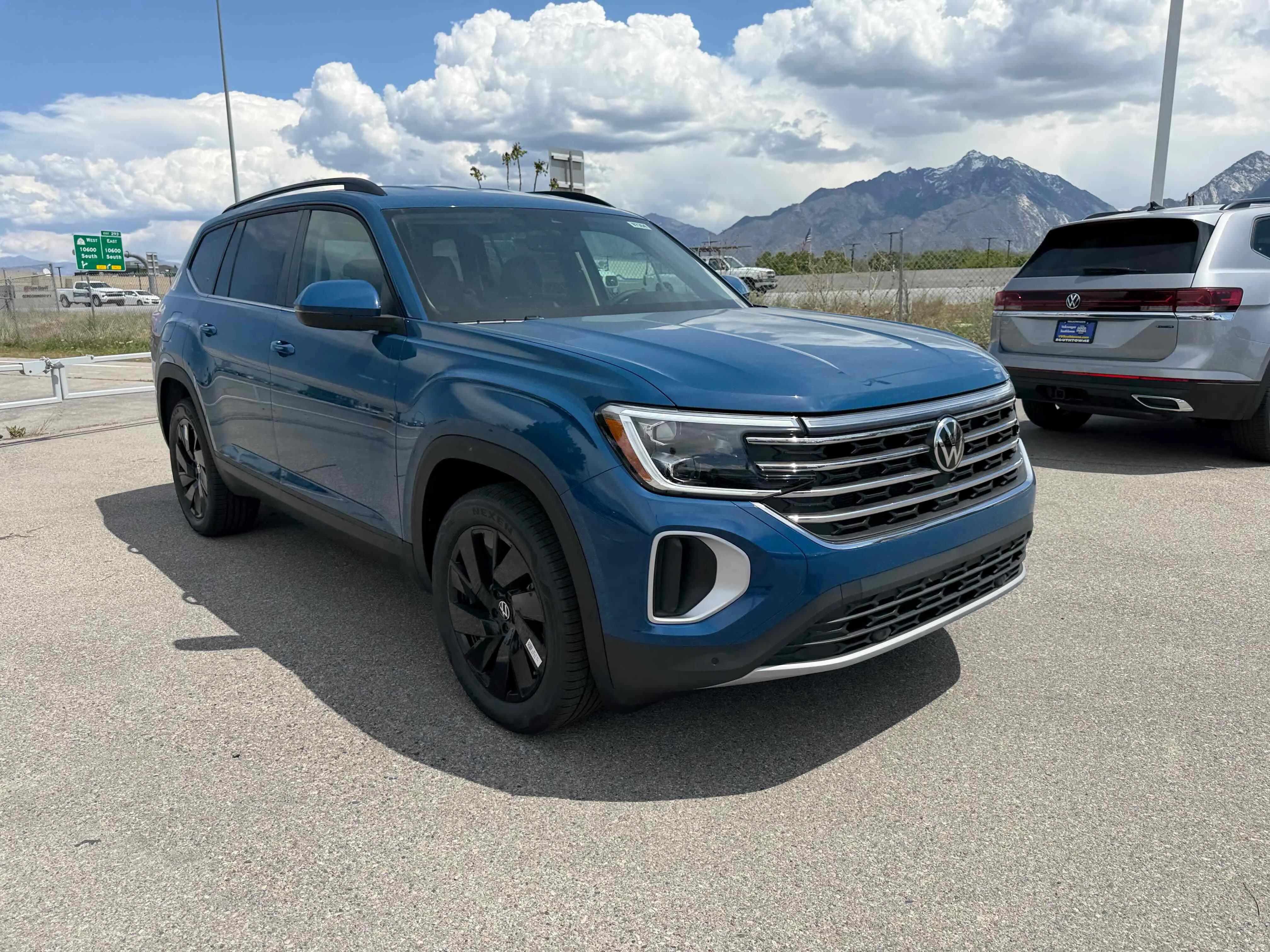 New 2026 Blue Volkswagen 2.0T SE w/Technology image 9