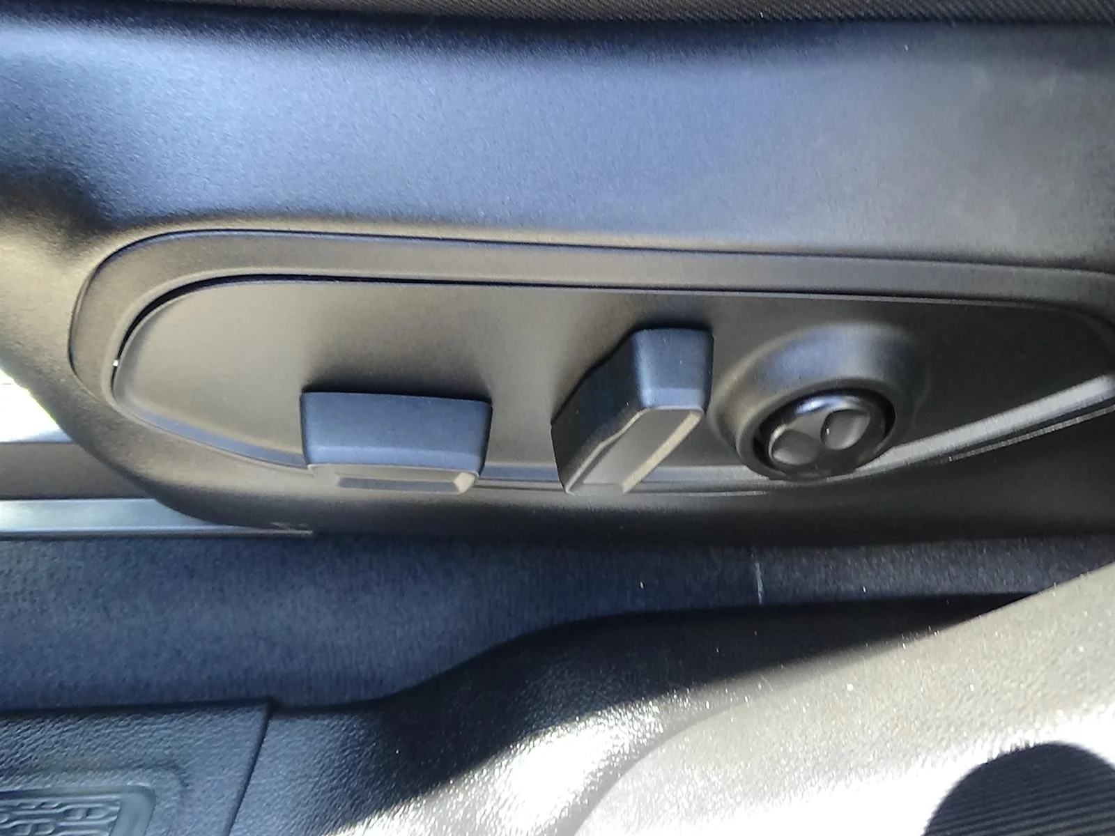Certified Used 2025 Baltic Gray Metallic Clear Coat (pas) Jeep Altitude X image 20